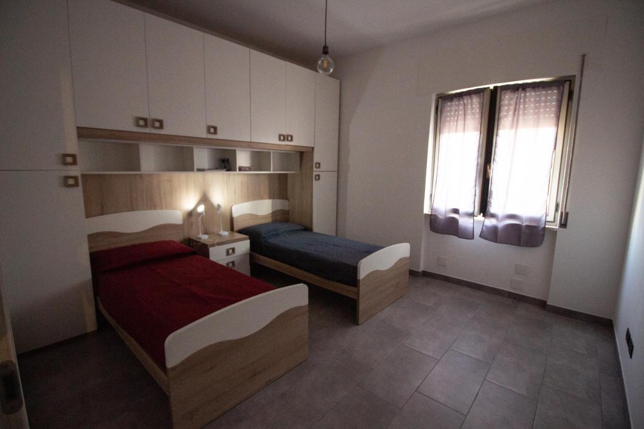 Casa Vacanze Casetta Grande Porto Torres Exterior foto